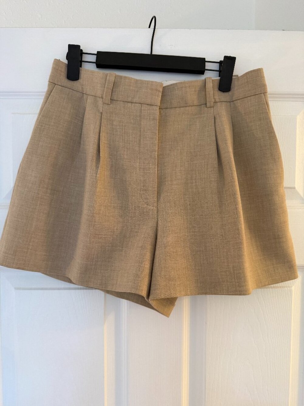 Babaton Atelier Beige Pleated Tailored Shorts — Size 10
